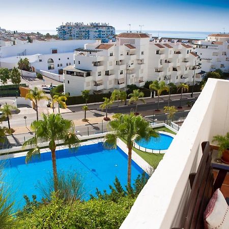 Puerto Deportivo Estepona Exterior foto